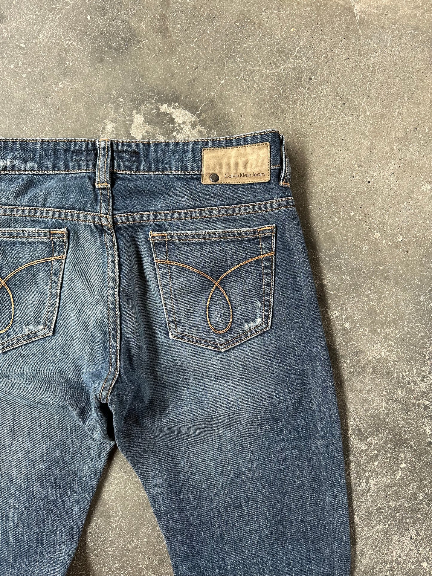 CALVIN KLEIN JEANS